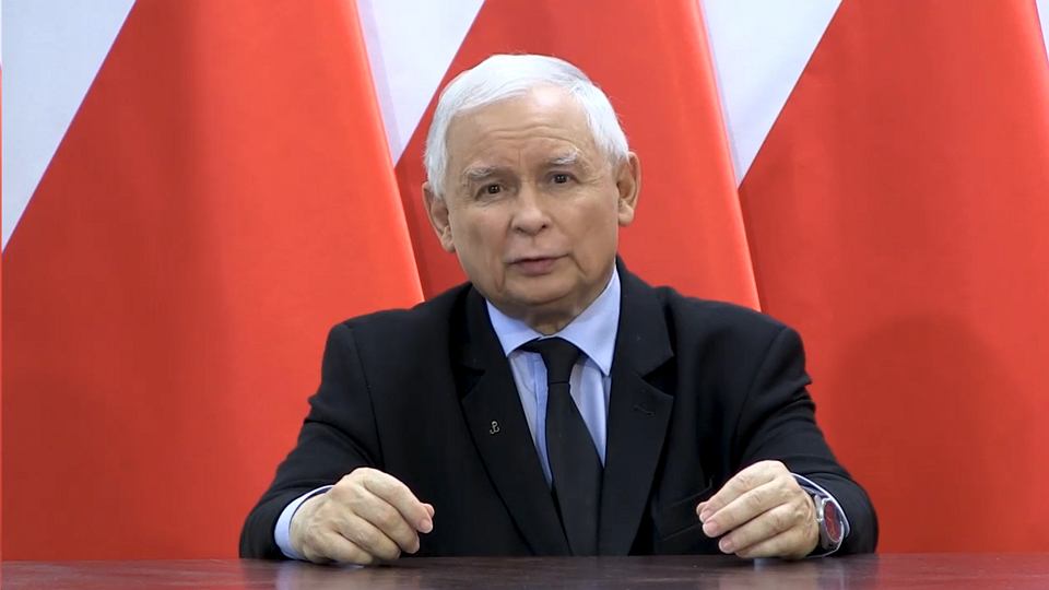 "Walka" o schedę po Jarosławie Kaczyńskim trwa