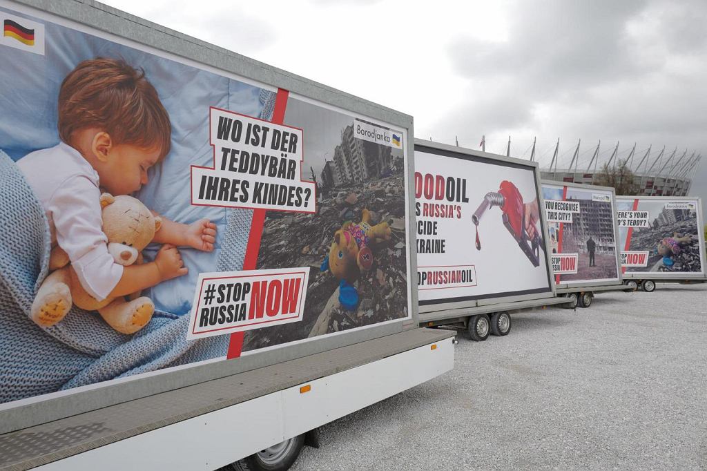 "Stop Russia Now" - kampania promowana przez Morawieckiego kosztowała 23,1 mln zł.