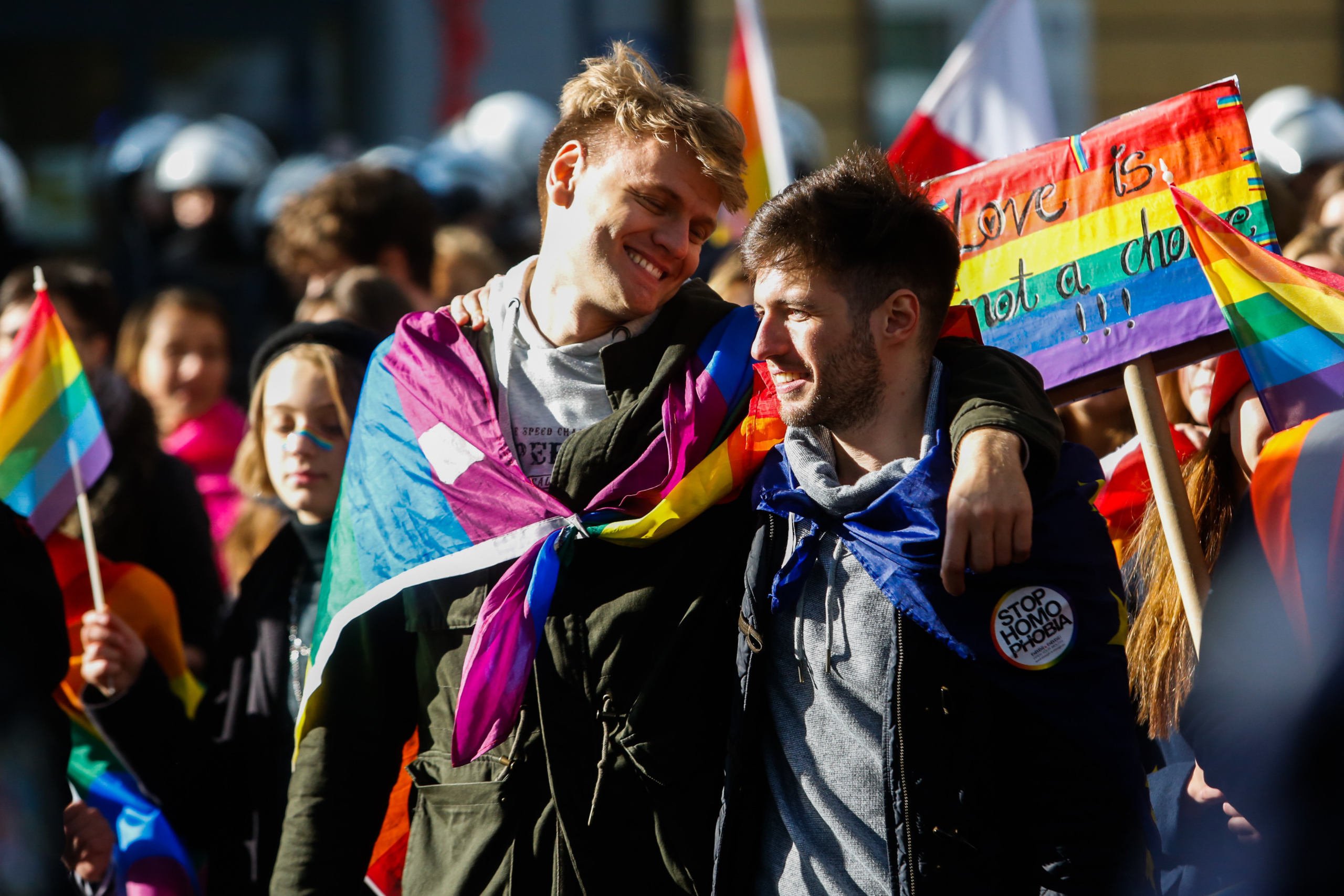 Ekonomiści i prawnicy apelują: małżeństwa jednopłciowe pomogą polskiej gospodarce