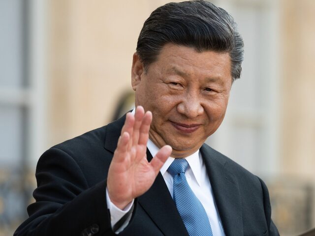 Przywódca Chin Xi Jinping odwiedzi Arabię Saudyjską. Oba kraje zbliżyło pogorszenie relacji z USA