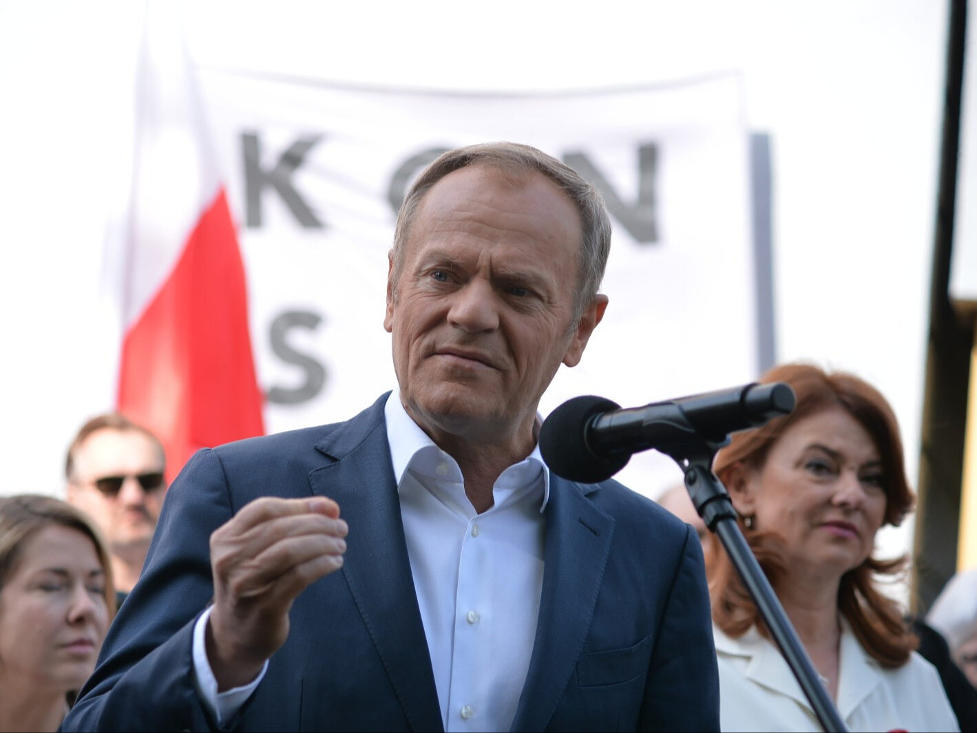 Donald Tusk o „wielkim marszu do zwycięstwa”. „Praca, poświęcenie, manifestacja”