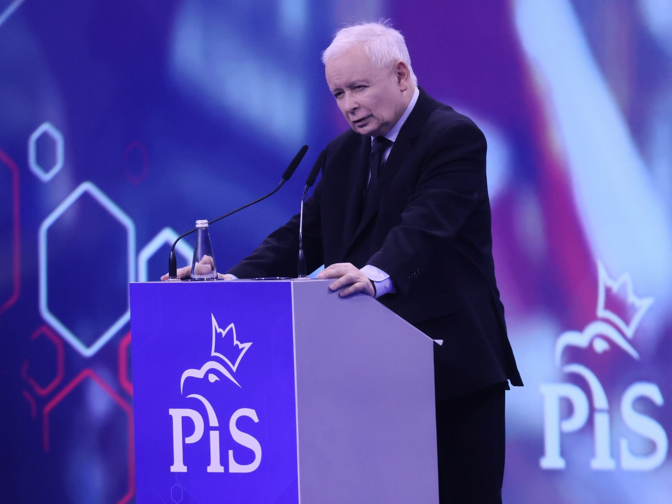 Kaczyński otworzył konwencję programową PiS. „Doprowadziliśmy do naprawy naszej demokracji”