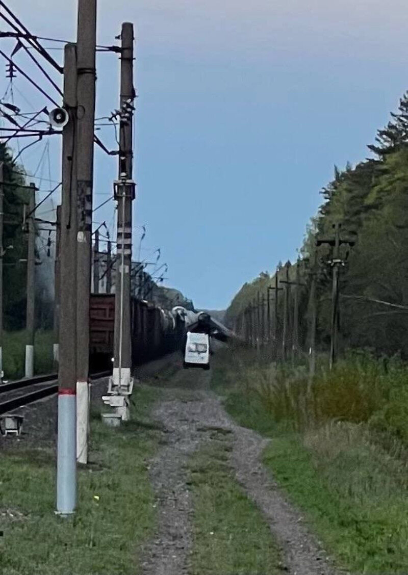 W obwodzie briańskim wykoleił się kolejny pociąg. Ktoś znowu wysadził tory