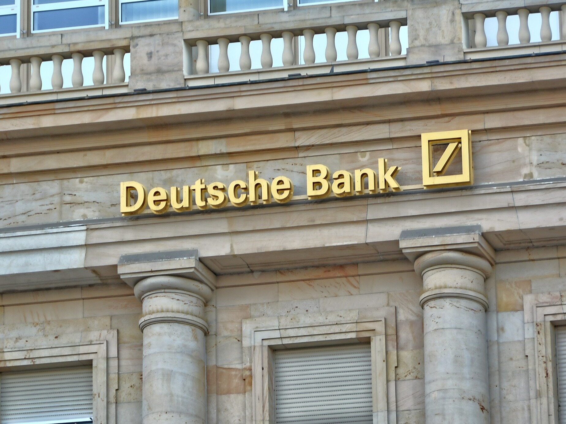 Deutsche Bank: Część akcji w Rosji zniknęła