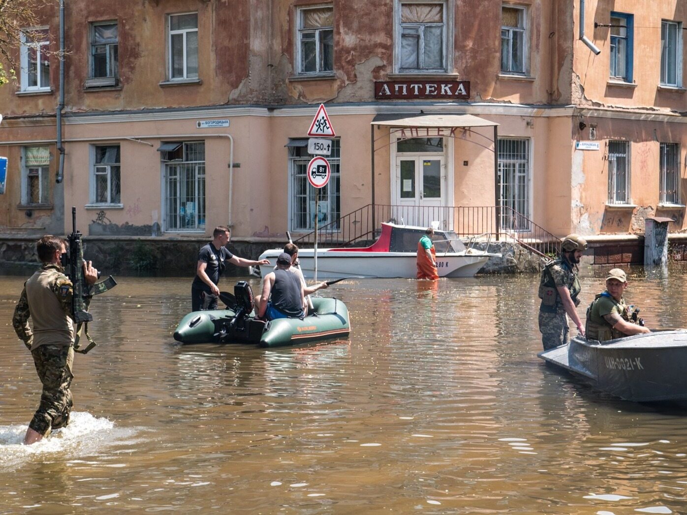 Międzynarodowy Trybunał Karny podjął działania w sprawie wysadzenia tamy w Kachowce