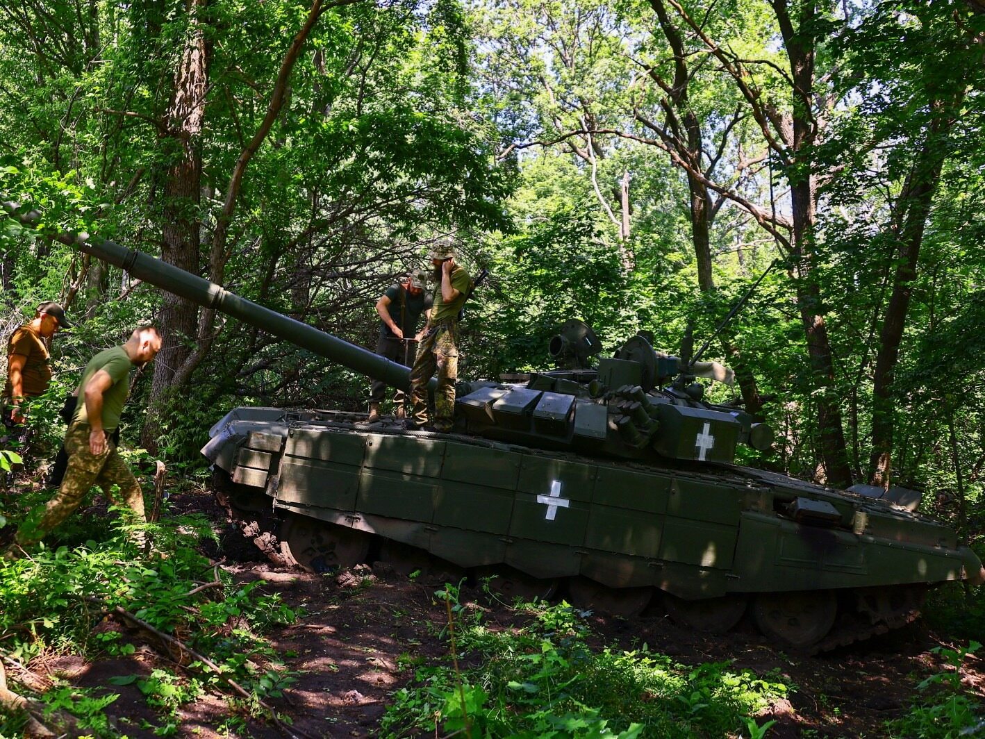 Niedotrzymane kontrakty, zepsuty sprzęt z Zachodu. „NYT” ujawnia problemy ukraińskiej armii