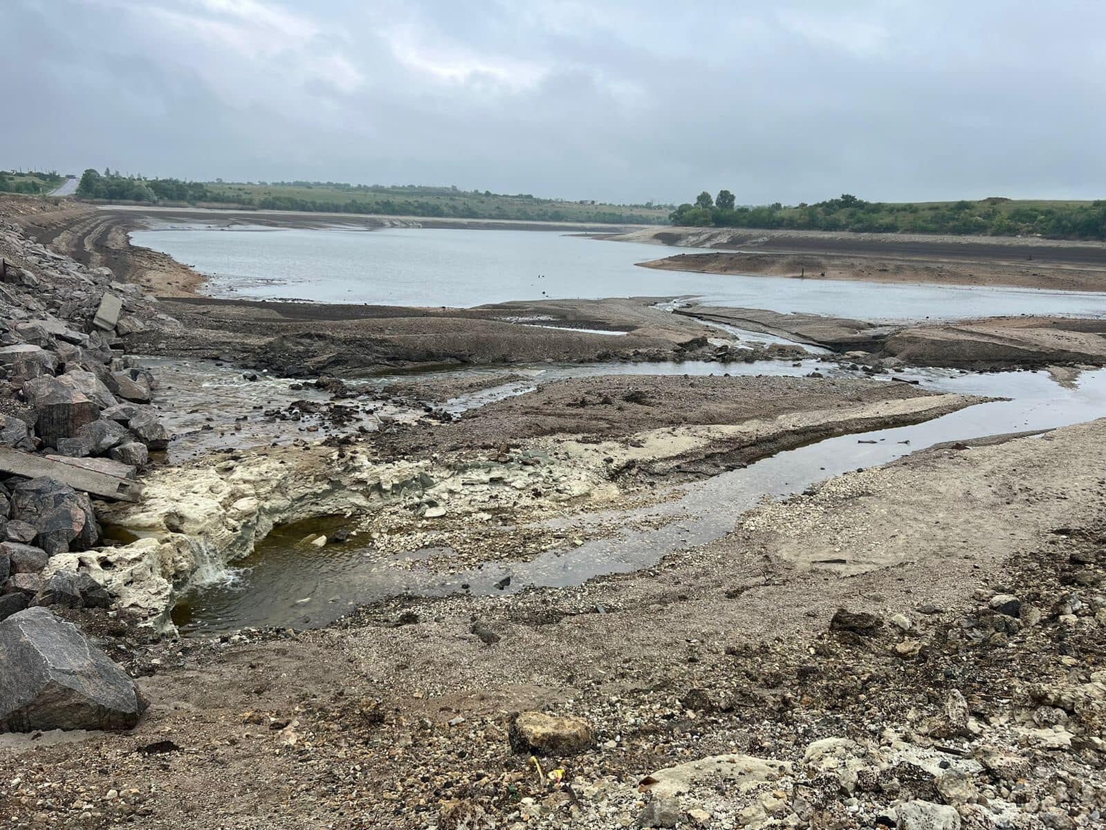 Państwowa Inspekcja Ochrony Ukrainy: Nie można spożywać wody ze studni