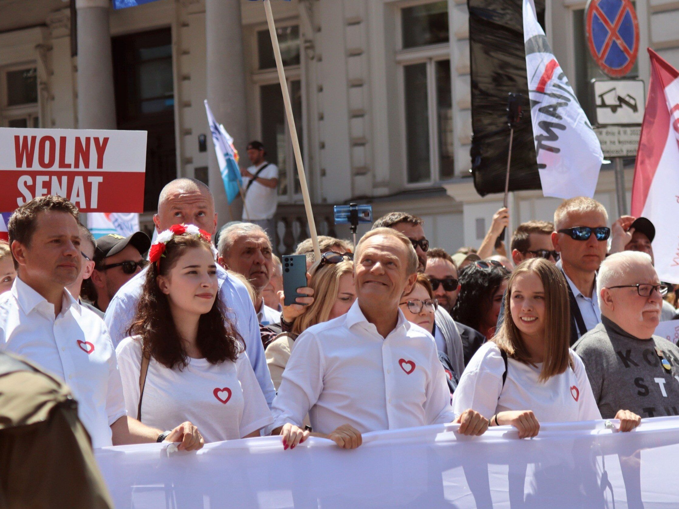 Nowy sondaż. Większość wyborców opozycji wierzy w wygraną PiS-u