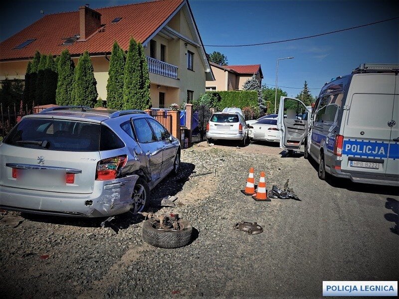 Pijany Ukrainiec uciekał przed policją i śmiertelnie potrącił 21-latkę. Wstrząsające nagranie z Legnicy