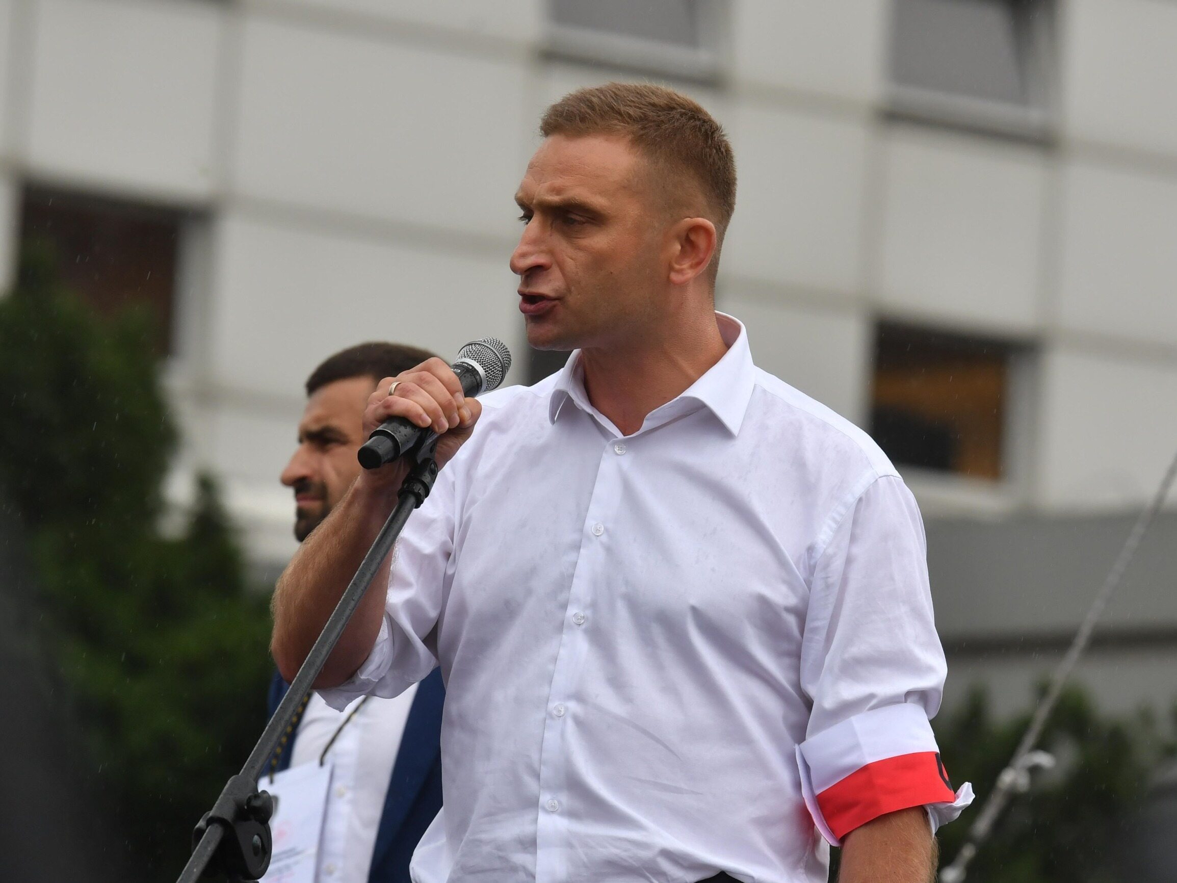 Nieoficjalnie: Robert Bąkiewicz wystartuje do Sejmu. Ma znaleźć się na listach PiS