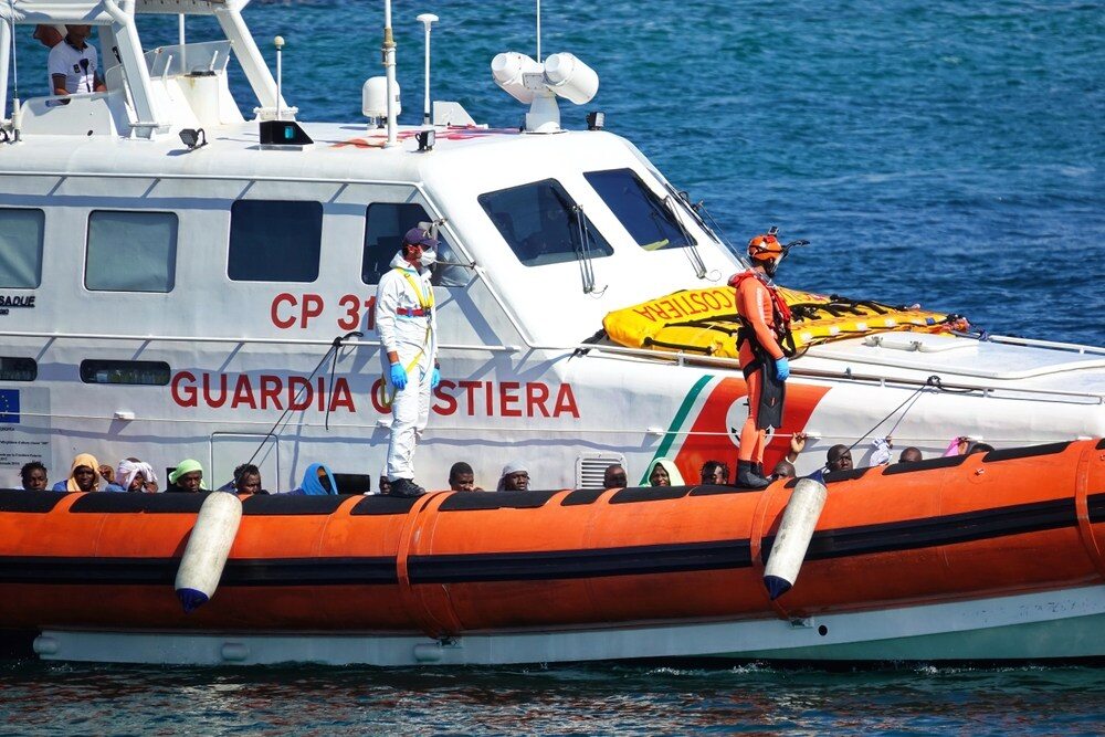 Problem z systemem migracyjnym we Włoszech. „Na skraju załamania”