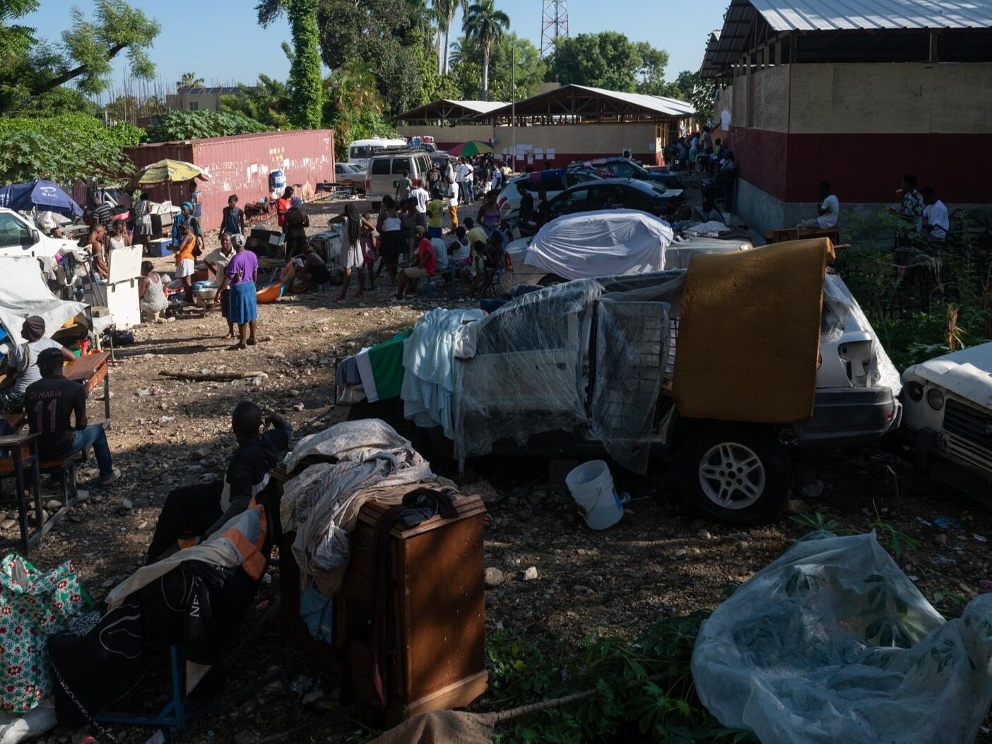 Haiti pogrąża się w chaosie. Policja nie radzi sobie z walczącymi ze sobą gangami