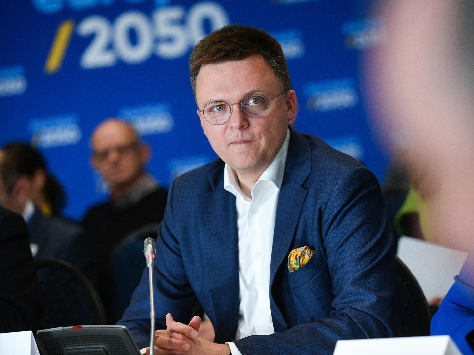 Hołownia zaproponował kolorowe paski. Dariusz Matecki drwi, a nauczyciele robią to od lat