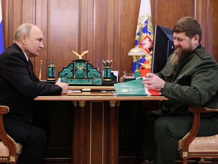 Kadyrow jednak nie tak chory? Czeczeński przywódca spotkał się z Putinem