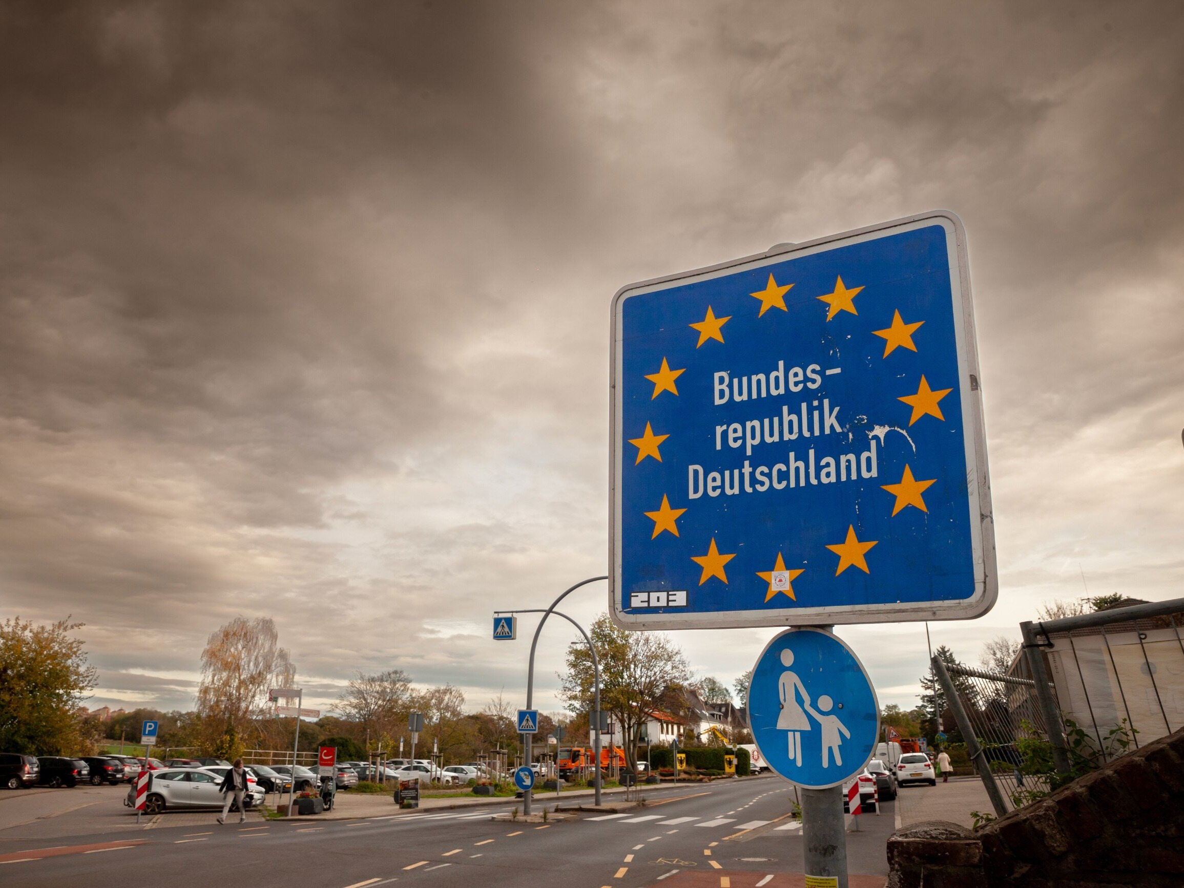 Nieoficjalnie: Niemcy wprowadzą kontrole na granicy z Polską i Czechami