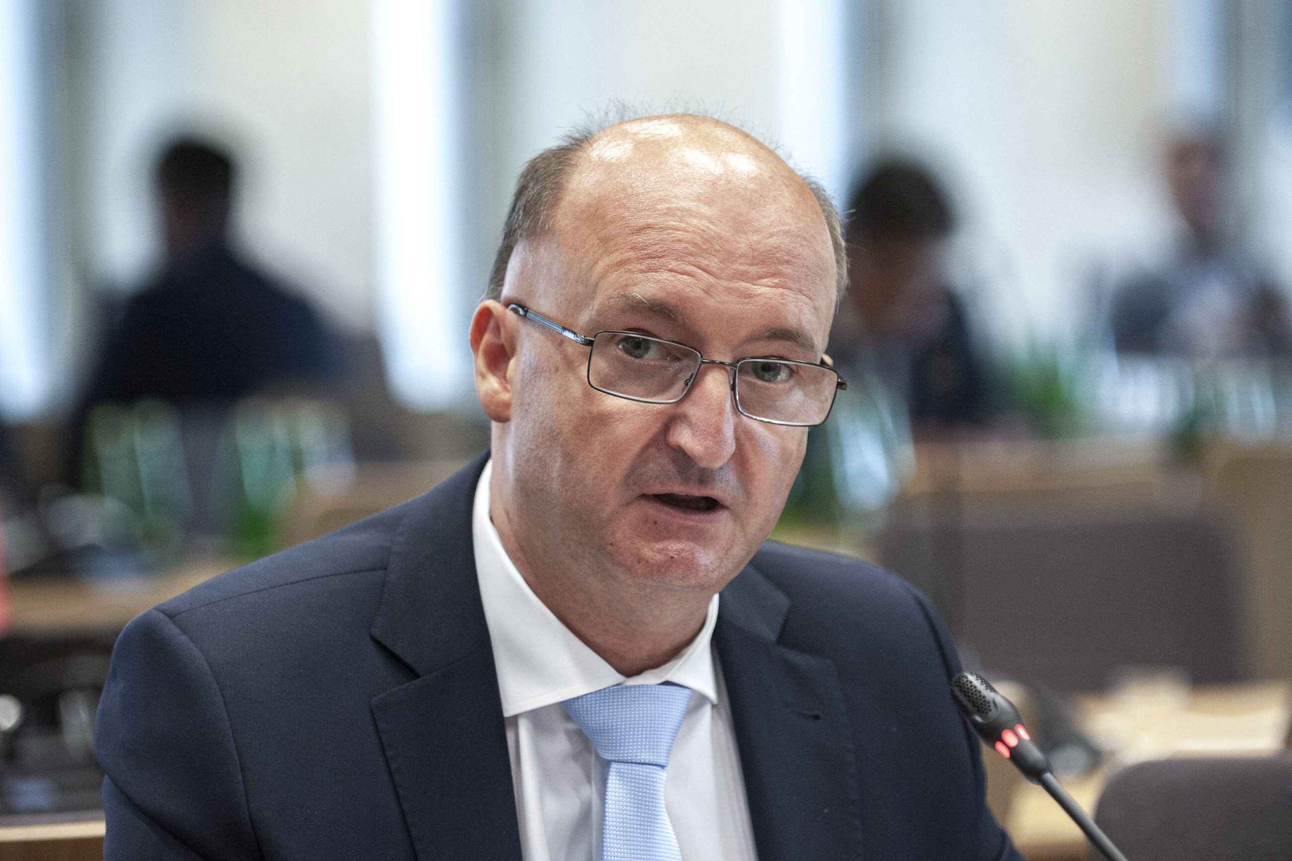 Piotr Wawrzyk trafił do szpitala. Najnowsze informacje o stanie zdrowia polityka