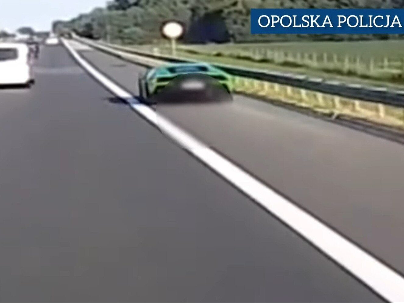 Wiadomo, kto jechał zielonym Lamborghini na A4. Policja namierzyła kierowcę