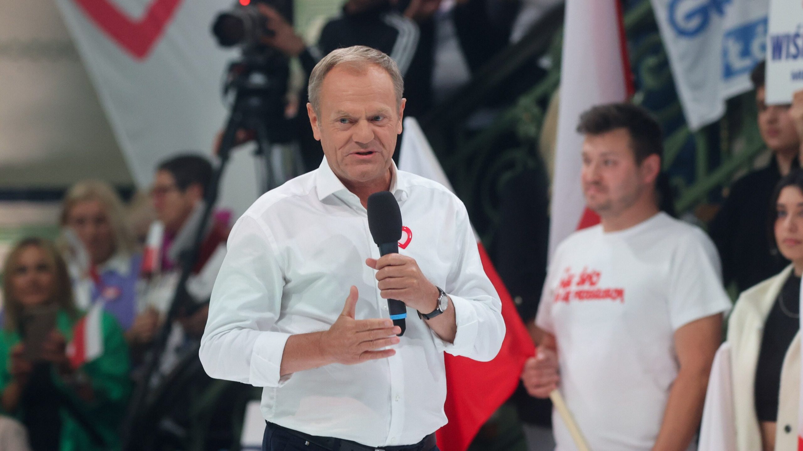 Donald Tusk zawalczył o głosy kobiet. „Żeby te sprawy załatwić od ręki”