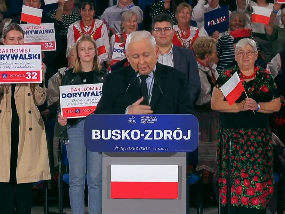 Emocjonalna reakcja Jarosława Kaczyńskiego na pomyłkę. „O przepraszam. Panie Boże, wybacz mi”