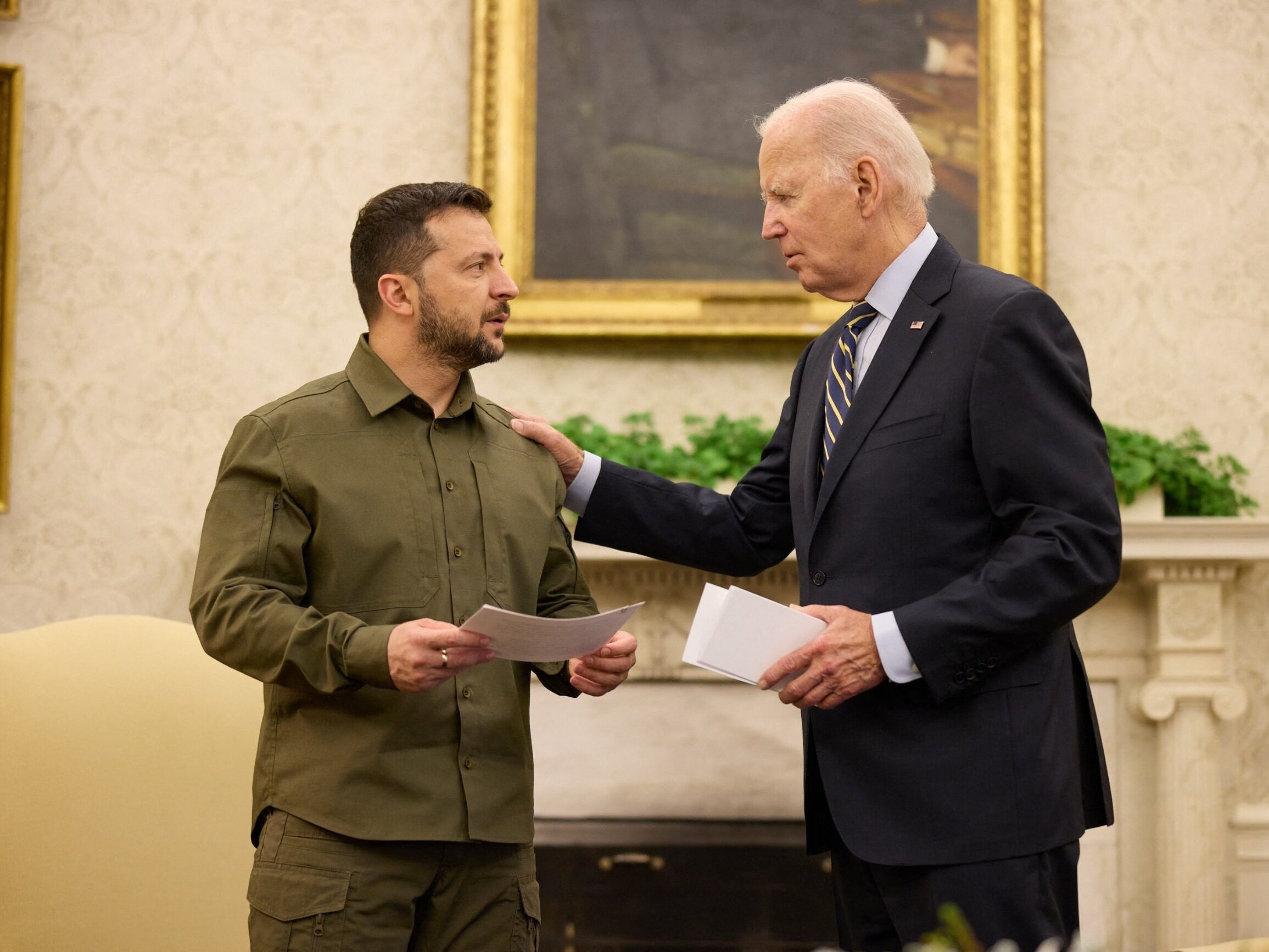 Groźba shutdownu w USA odsunięta kosztem zapisu o wsparciu dla Ukrainy. Biden komentuje