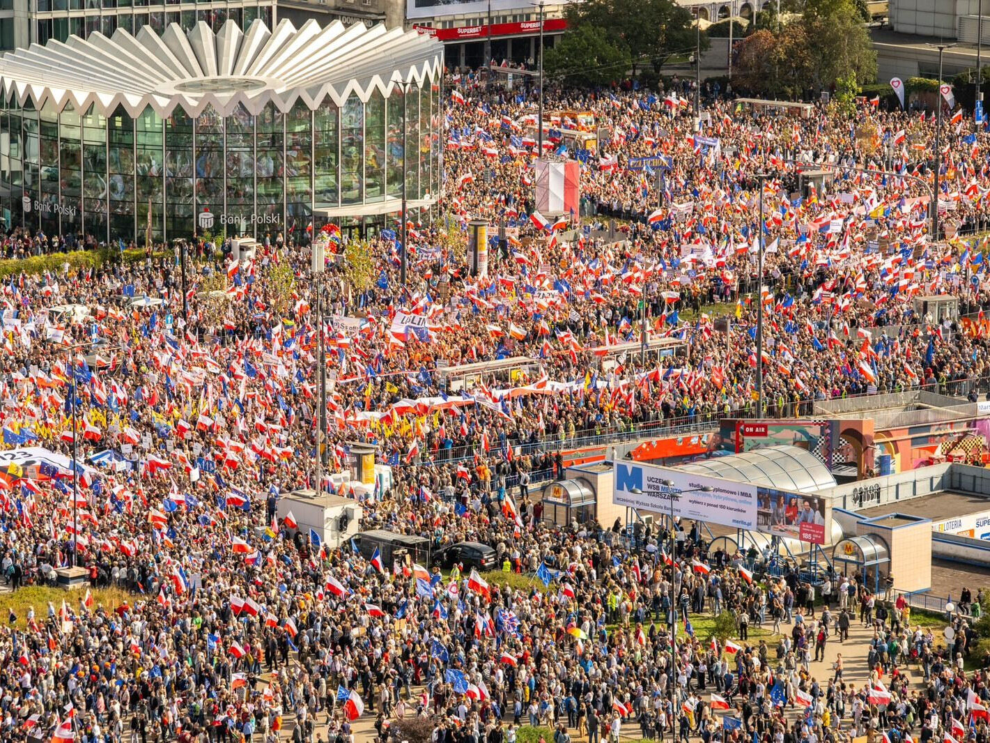 Marsz Miliona Serc największą demonstracją w historii Warszawy. Są dane o frekwencji