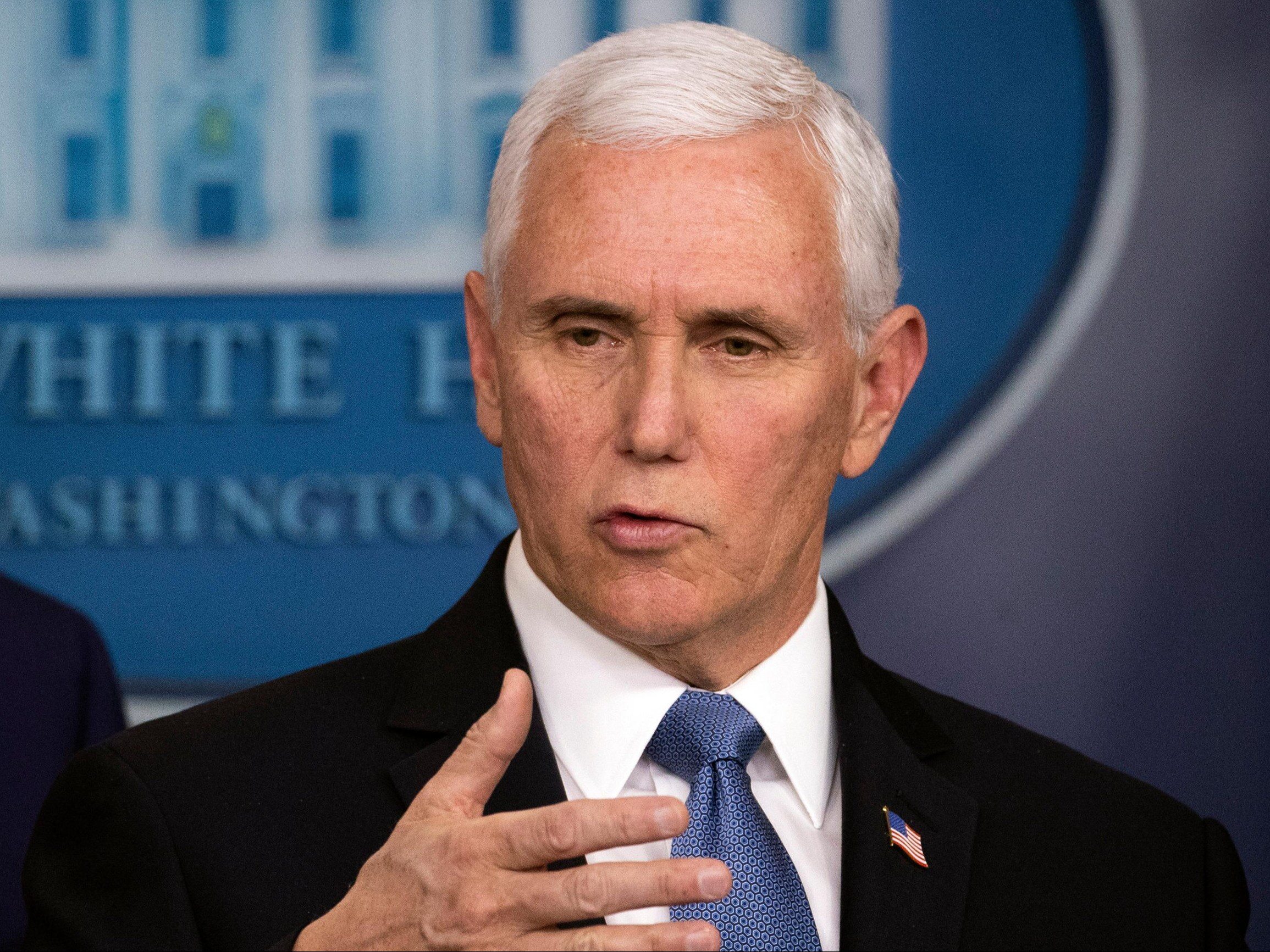 Mike Pence nie stawi czoła Donaldowi Trumpowi. Zrezygnował z wyścigu o prezydenturę