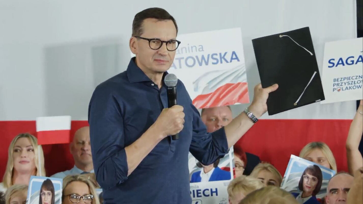 Morawiecki ujawnił część rzeczy z „teczki Tuska”. „Dowody na to, o czym chcieliby zapomnieć”