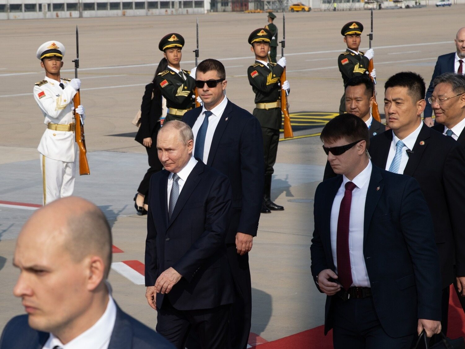 Putin wylądował na obcej ziemi. Spotka się z Xi Jinpingiem