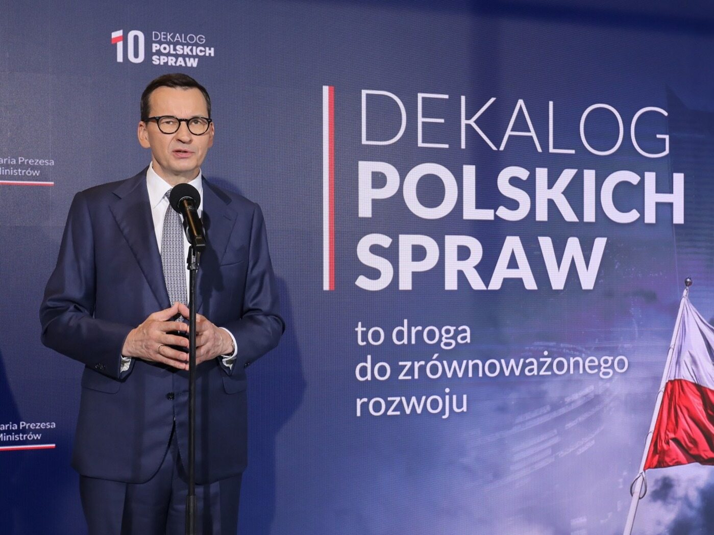 Morawiecki chce się zobaczyć z Hołownią. „Może to nie najpiękniej wpraszać się na spotkanie…”