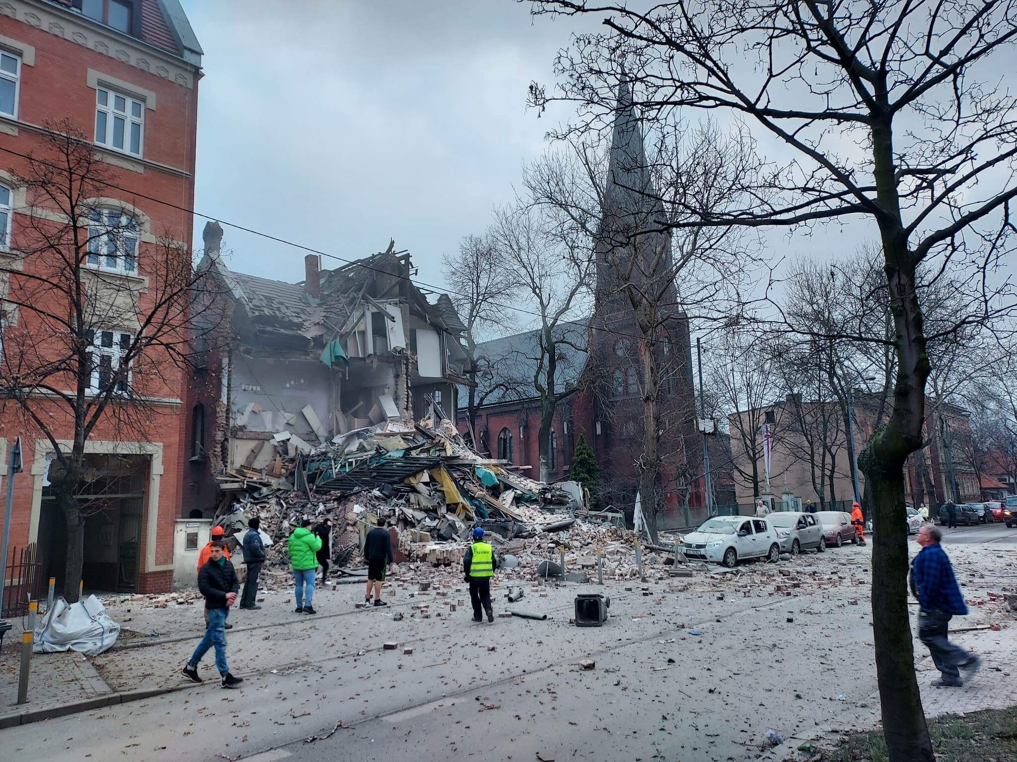 Tragedia w budynku plebanii w Katowicach. Kobiety zmarły przed wybuchem