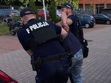 Horror w Sopocie. 23-latek zginął pod kołami pociągu. Śledztwo ws. zabójstwa Horror w Sopocie. 23-latek zginął pod kołami pociągu. Śledztwo ws. zabójstwa