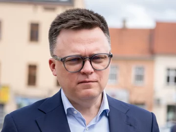 Dziennikarz TV Republika zaatakował Hołownię. Ten nie pozostał dłużny