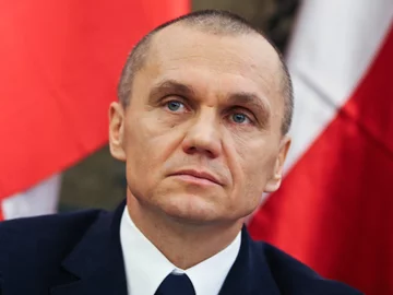 Gen. Polko: Posiedzenia sztabu kryzysowego przypominają odprawy medialne Putina