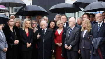 Jarosław Kaczyński grzmi po awanturze na miesięcznicy smoleńskiej. „To jest putinada”