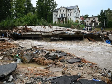 Kolejne tragiczne wieści. Już dziesięć ofiar powodzi