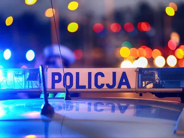 Oblał benzyną, a później podpalił policjantów. Są w szpitalu