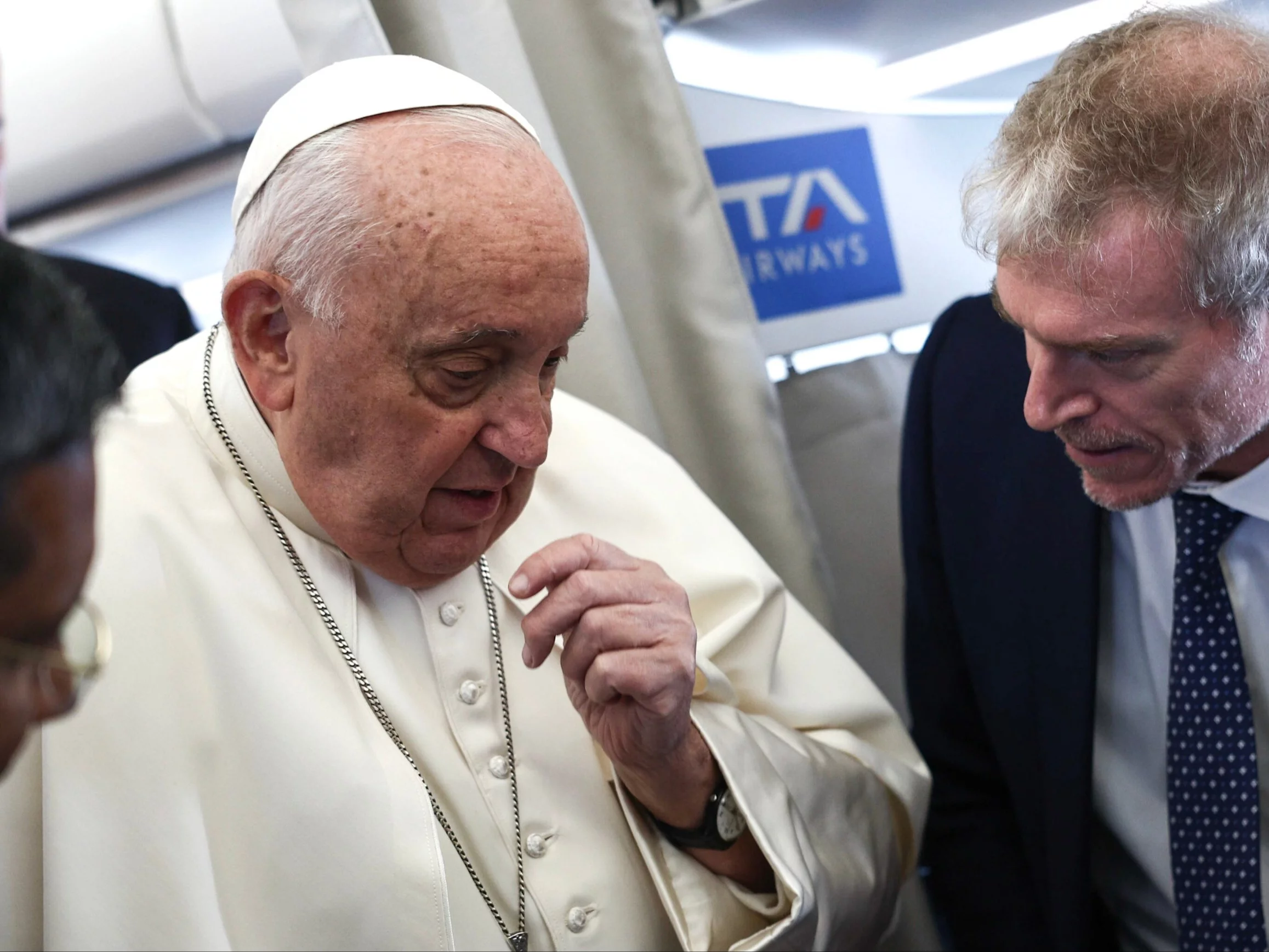 Papież Franciszek zaskoczył dziennikarzy. „Nie czuję się na siłach”