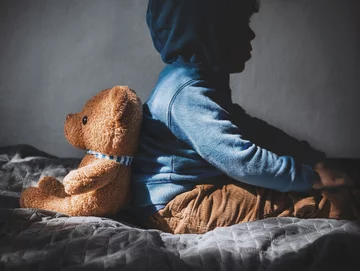 PTSD u dziecka? „Zaniedbanie to też doświadczenie traumatyczne”