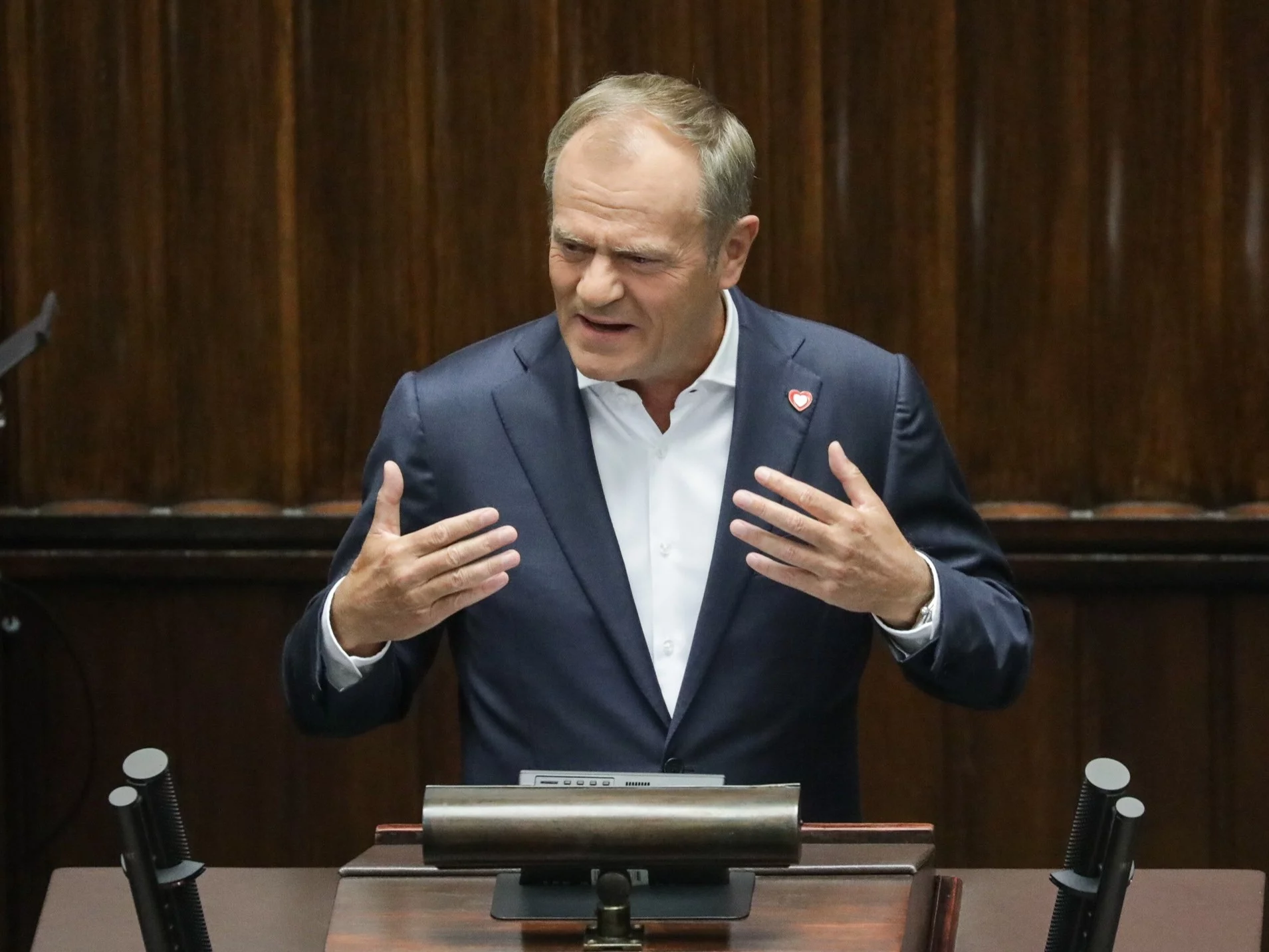 Tusk ostro o sugestiach wicemarszałka Sejmu. „Wyjątkowo obrzydliwy przykład”