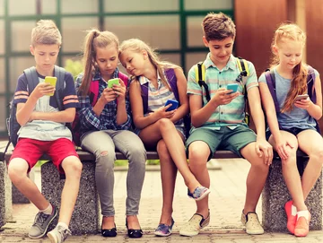 Tych przedmiotów nie chcemy w szkołach. Nowy sondaż pokazuje trend