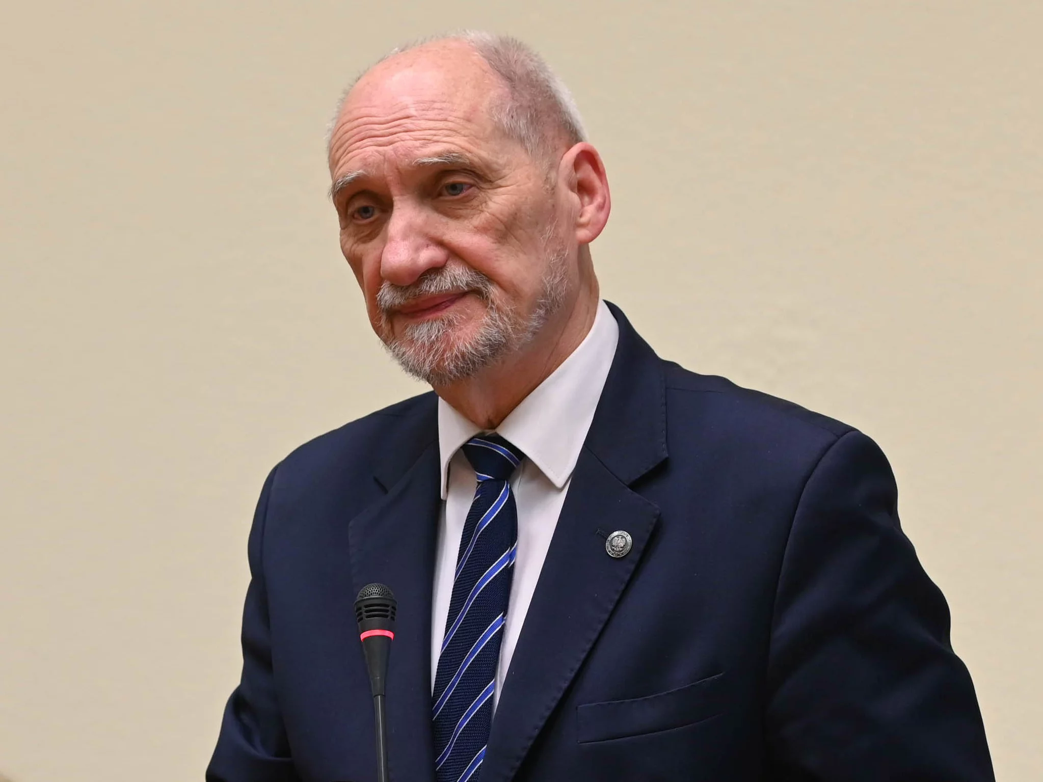 Macierewicz reaguje na raport. Wspomniał o „wielkim osiągnięciu”