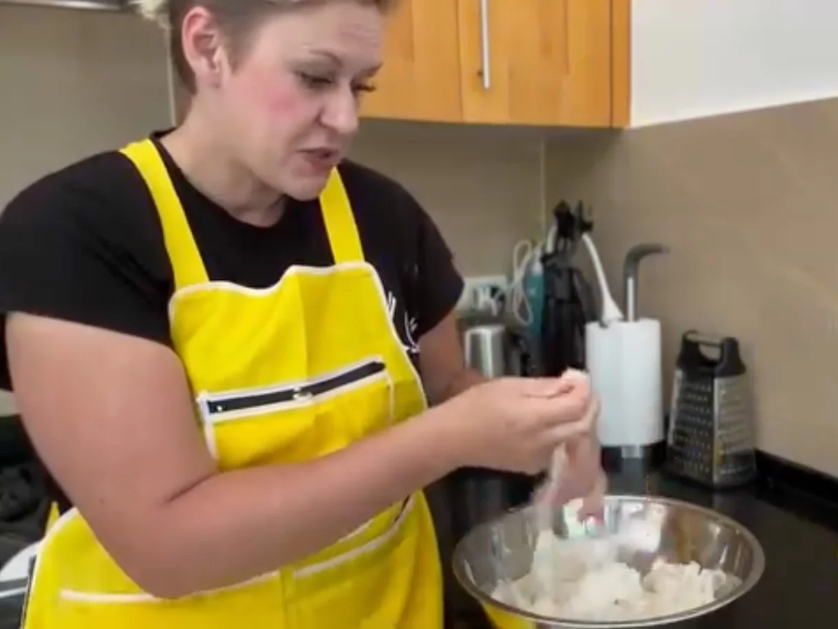 Matka pięcioraczków z Horyńca gotuje po tajsku. Pokazuje, ile kosztują zakupy w Tajlandii Matka pięcioraczków z Horyńca gotuje po tajsku. Pokazuje, ile kosztują zakupy w Tajlandii