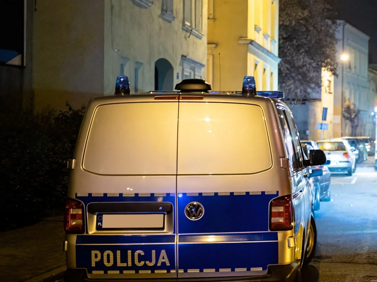 Nastolatkowie skatowali bezdomnego mężczyznę. Grożą im surowe wyroki