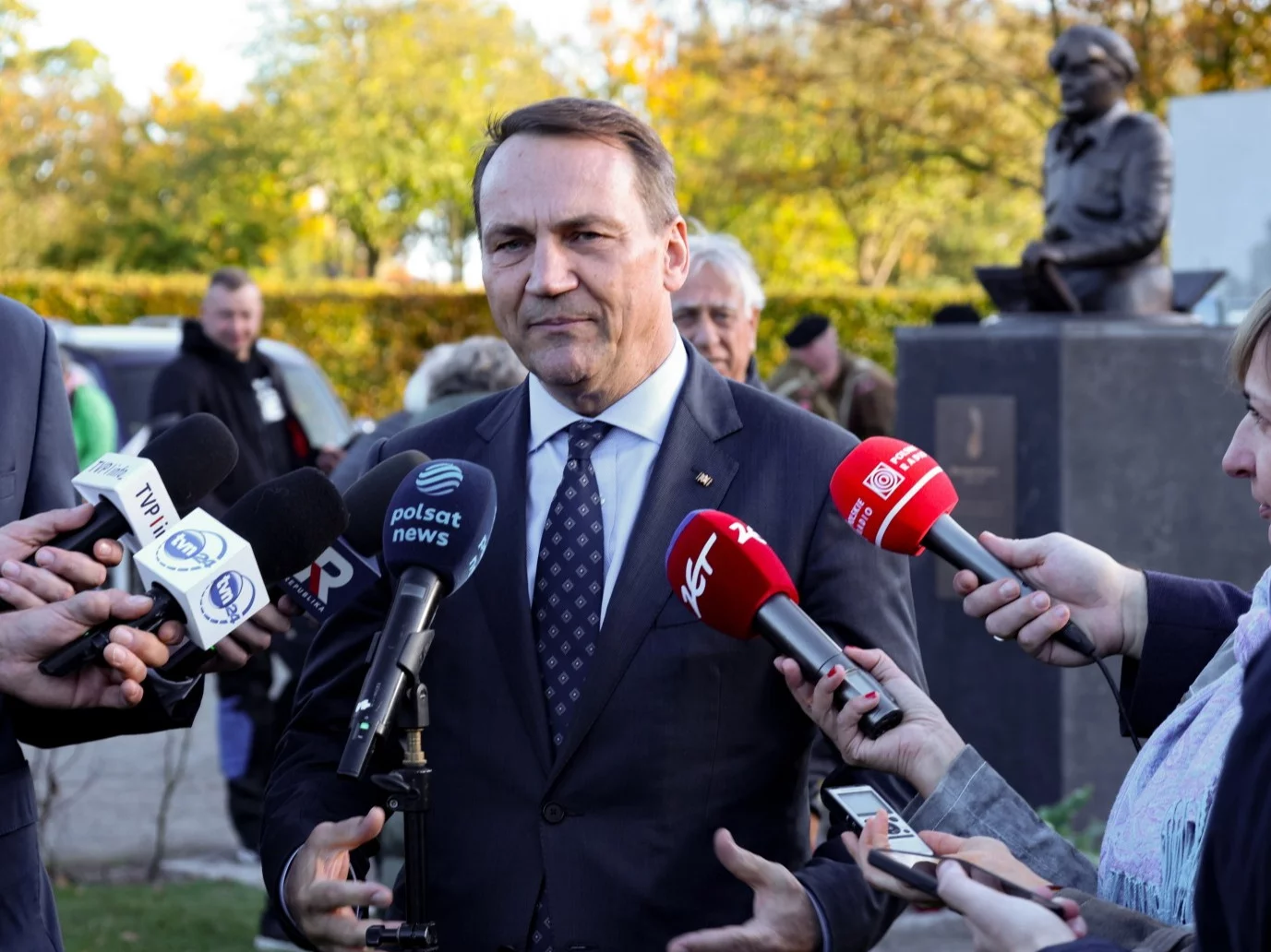 Sikorski stanowczo o sprawie Wołynia. „To jest w interesie Ukrainy”