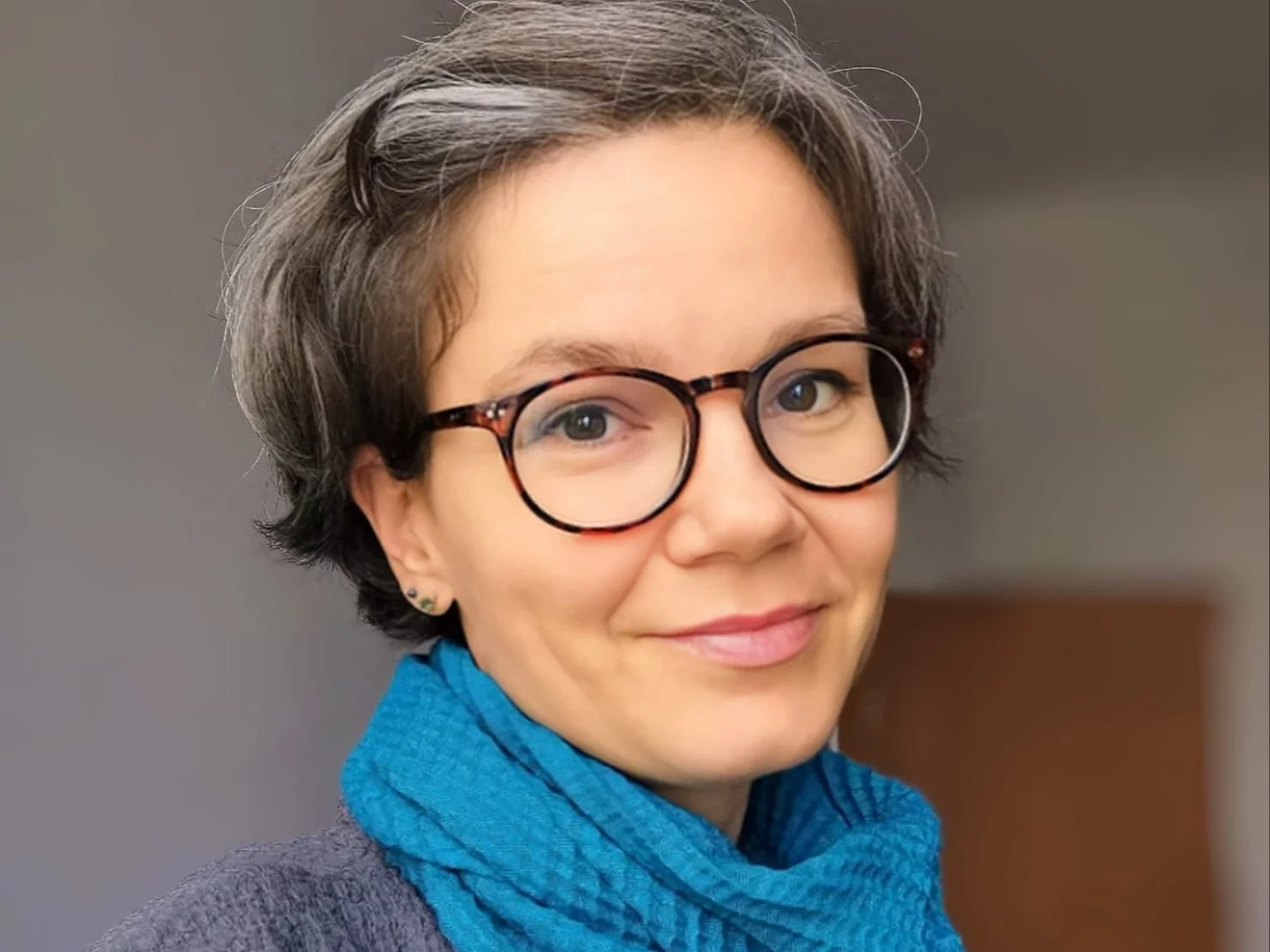 „Uprzejmie informuję, że w dniu dzisiejszym”... Dlaczego to sobie robimy? „Uprzejmie informuję, że w dniu dzisiejszym”... Dlaczego to sobie robimy?