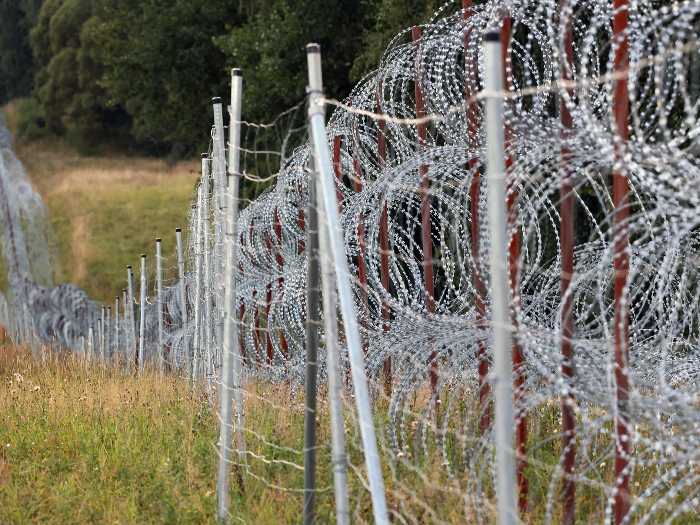 Zawieszenie prawa do azylu. Polacy powiedzieli, co o tym myślą