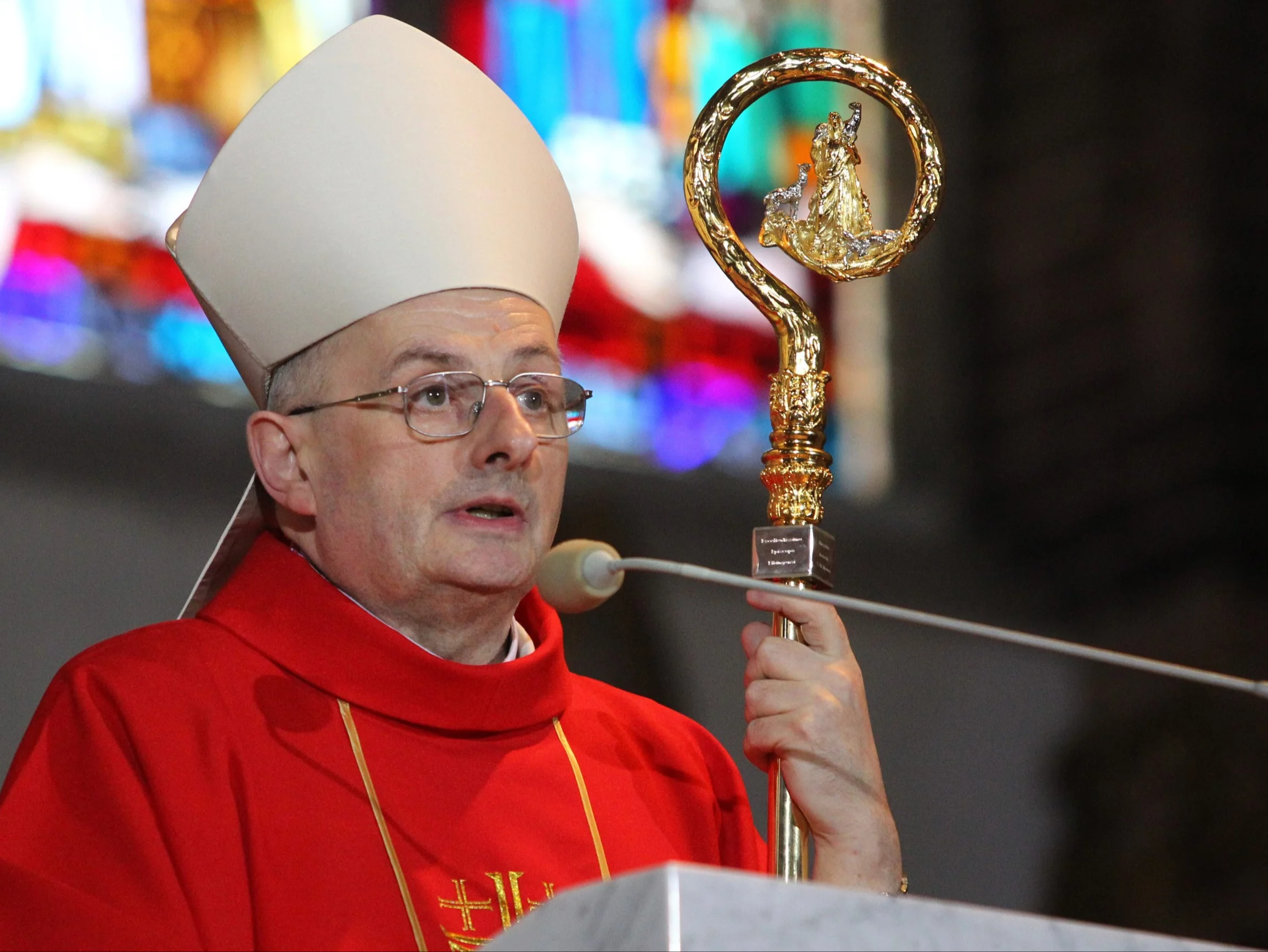 Polski biskup zrezygnował z urzędu. Kuria podała powody