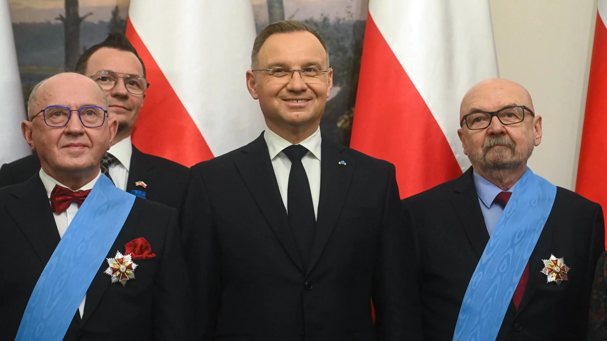 Waszczykowski i Legutko z odznaczeniami. Prezydent Duda wręczył ordery