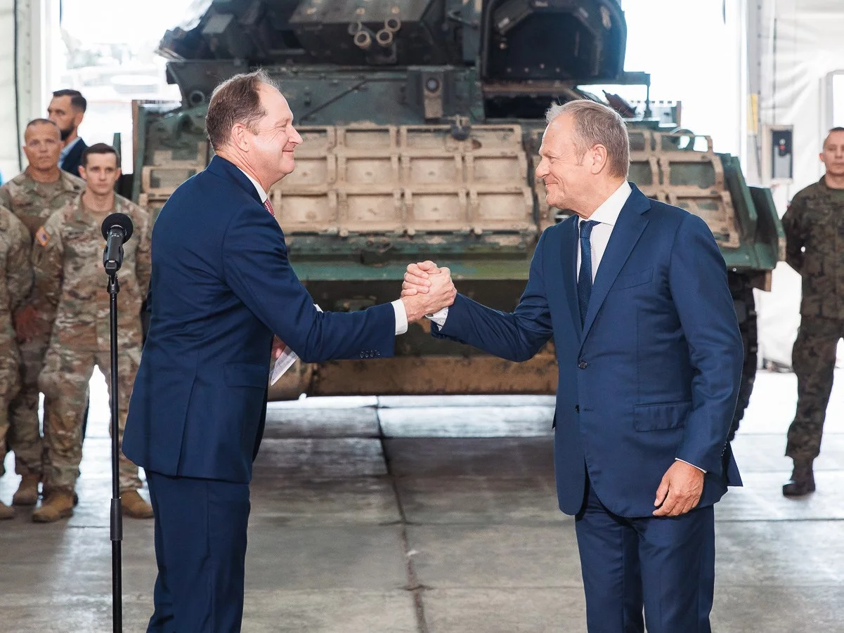 Ambasador USA w Polsce o decyzji Donalda Tuska ws. TVN. „Polacy doskonale wiedzą”