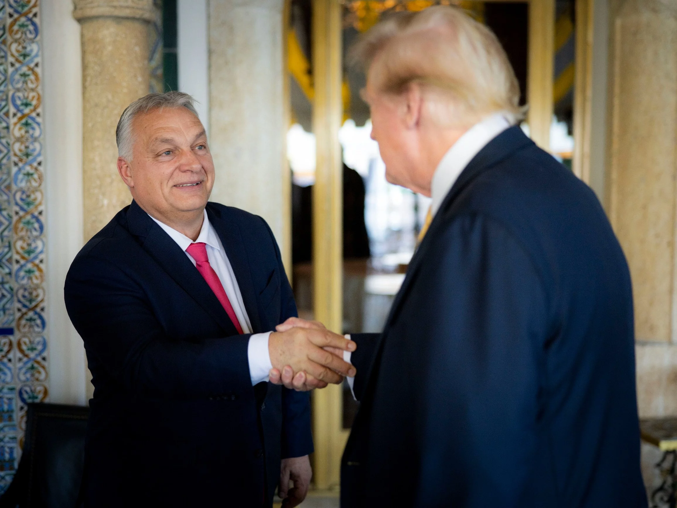 Orban z wizytą w prywatnej rezydencji Trumpa. „Przyszłość się zaczęła”